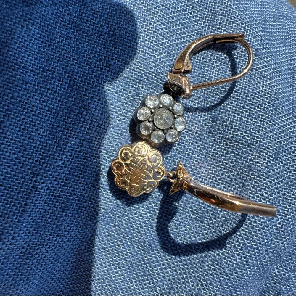 9k Rose gold Diamond Flower dangle Earrings - Picture 3 of 7